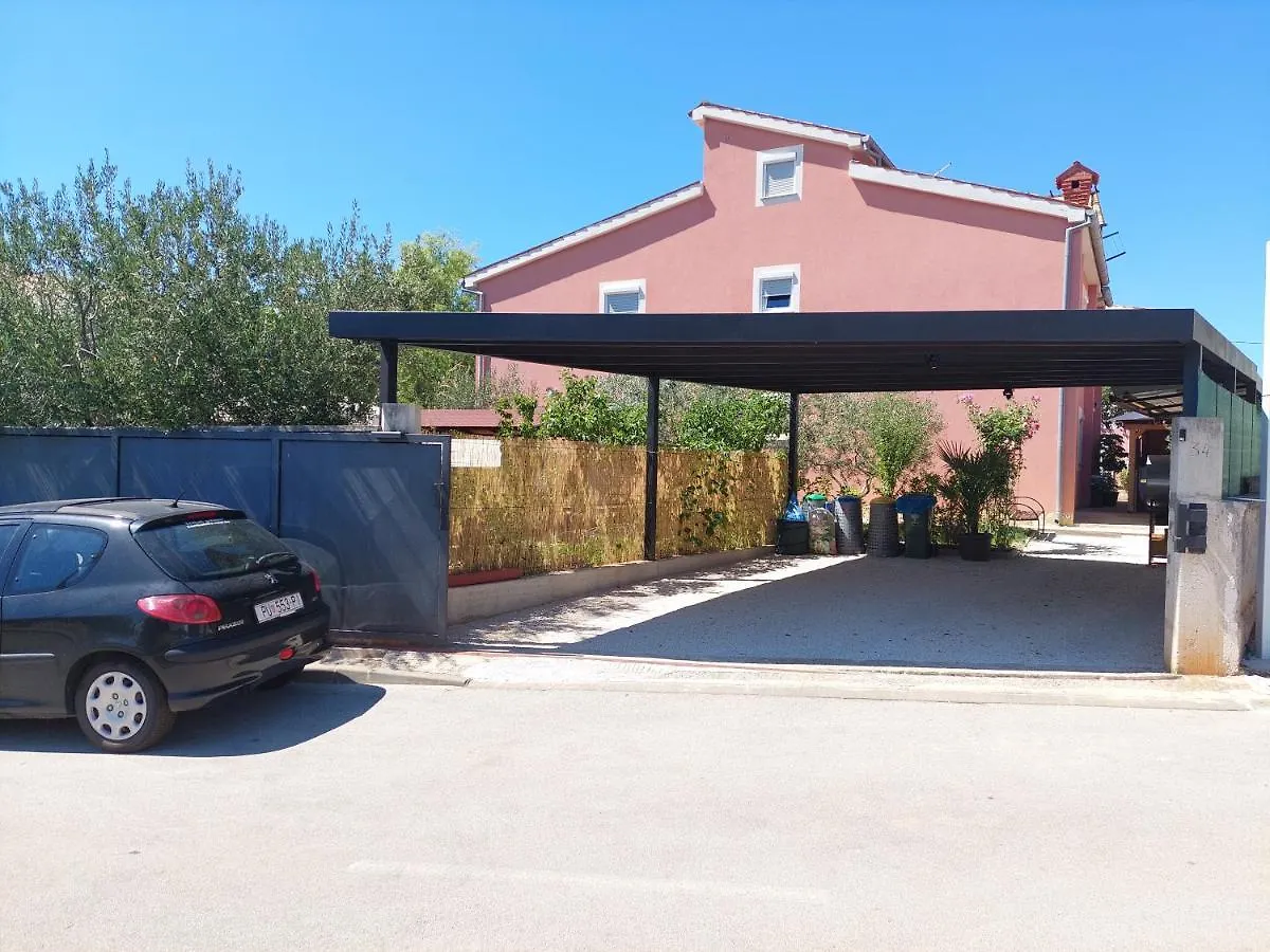פאז'אנה Apartments Babic